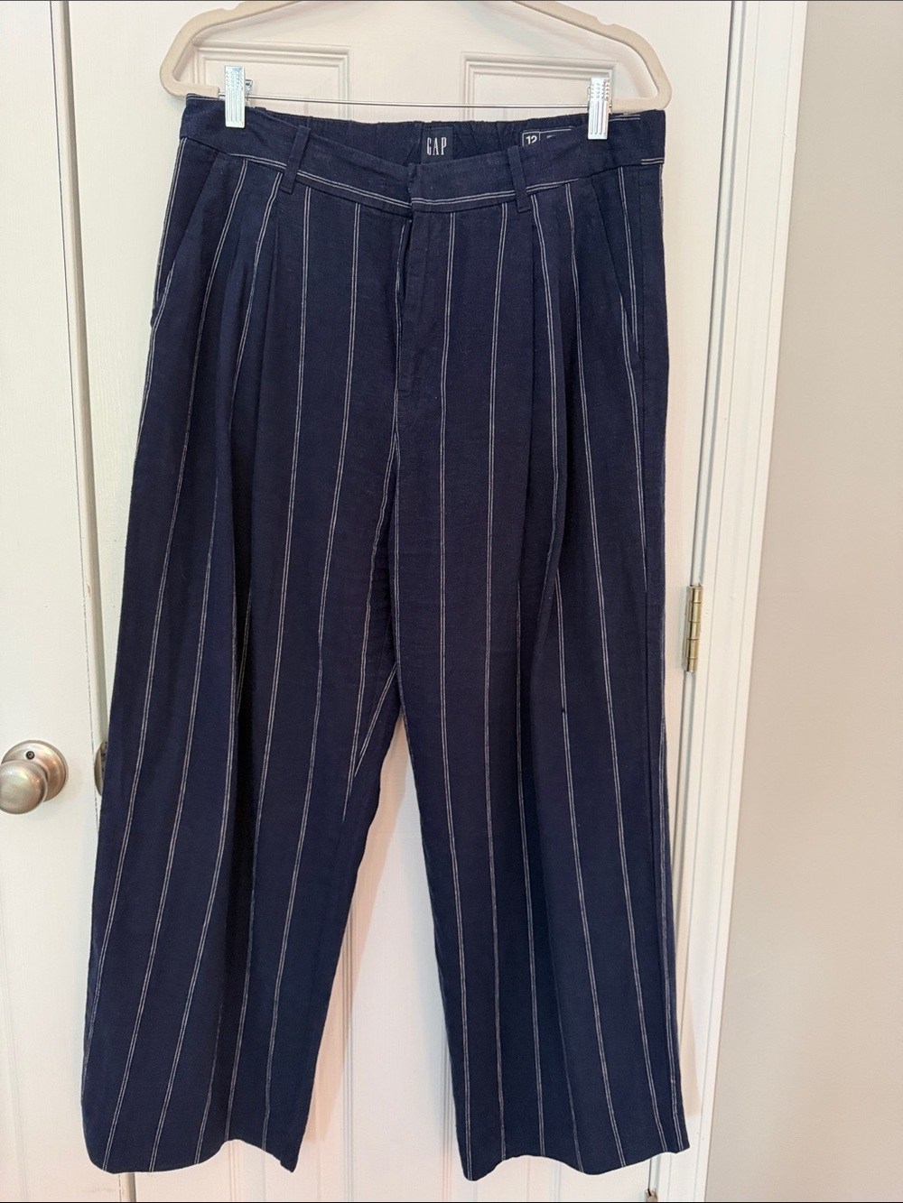 GAP 365 High Rise Linen Blend Trouser. Navy Pinstripe Pleated Wide-Leg size 12